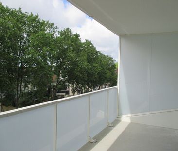 Location Appartement 3 pièces 64m² ORLEANS 45000 - Photo 4