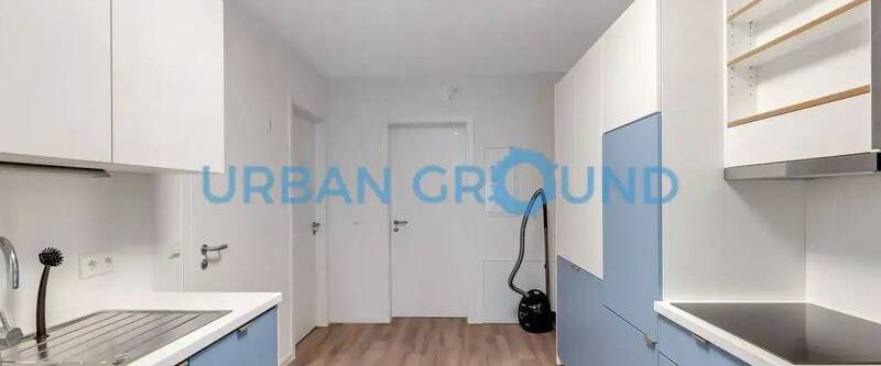 Mietrabatt - Voll möbliertes Privatzimmer mit Balkon in einer gemischten 5er WG -Nähe der HTW Universität - Photo 1