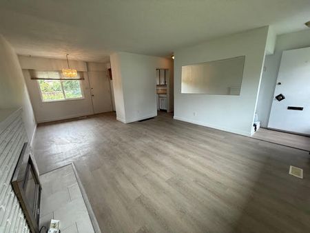 12075 - 220 St. Maple Ridge - Photo 3