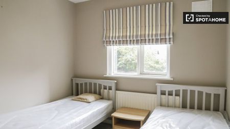 Bed for rent in 4-bedroom house in Stoneybatter, Dublin - Photo 2