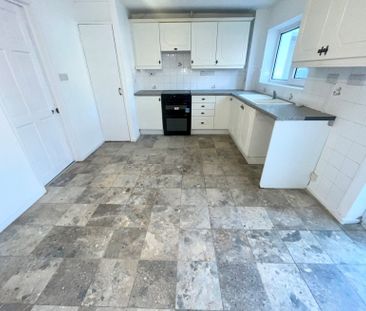 Kingfisher Drive - Photo 5