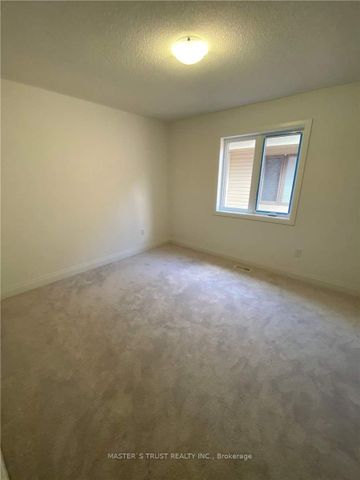 For Lease - 102 Frank Kelly Drive, East Gwillimbury, Ontario - Photo 4