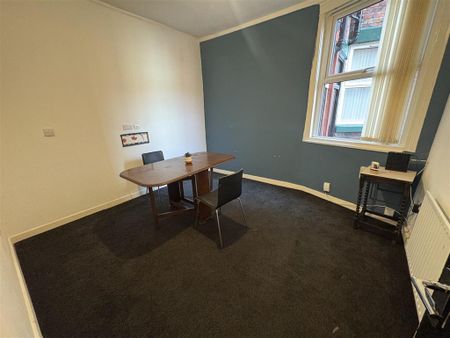 5 bedroom house share to rent - Photo 2