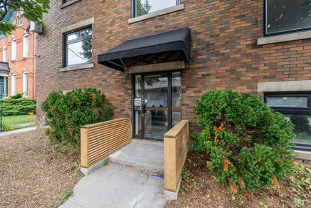 For Lease - 127 Victoria Avenue Unit# 6, Hamilton, Ontario - Photo 2