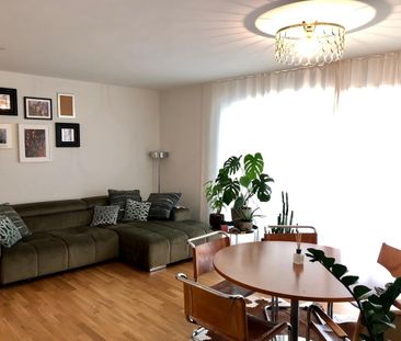 Wunderschönes 3.5-Zimmer-Bijoux mit grosszügigem Balkon! - Photo 1