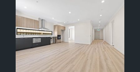 Perfectly located Tarneit home, offering space, comfort and style - Photo 4