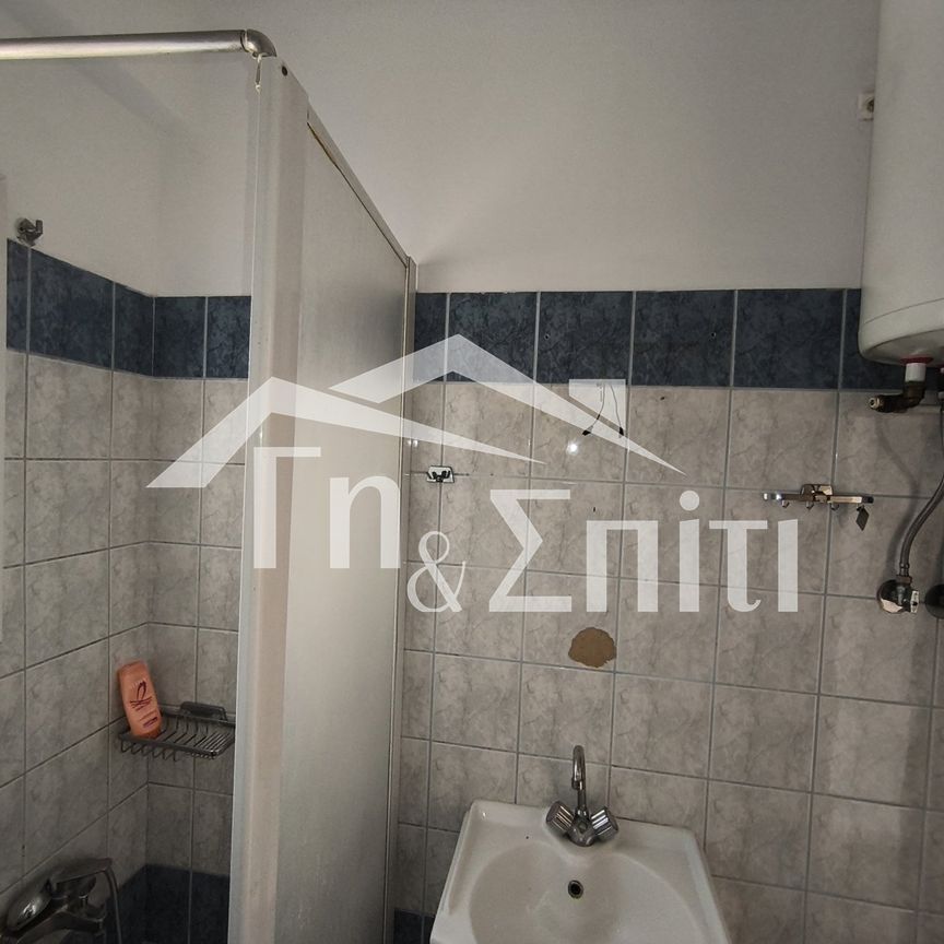 Γκαρσονιέρα προς ενοικίαση 300 € - Φωτογραφία 1