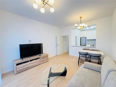 Apartament nou, complet mobilat si utilat, 2 camere, terasa - Photo 3