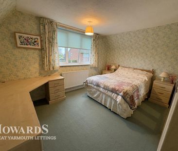 3 bedroom semi-detached bungalow to rent - Photo 3