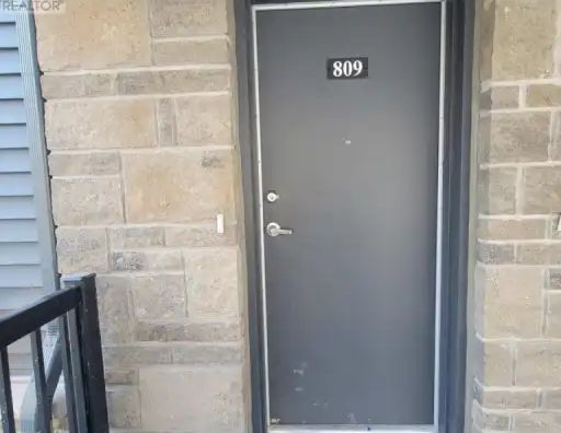 809 ARCADIAN PRIVATE | 809 ARCADIAN PRIVATE, Ottawa - Photo 1