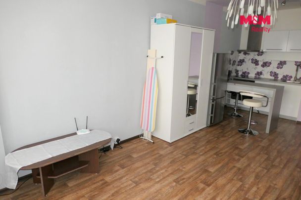 Pronájem bytu 1+kk, garsoniery 30 m², Hradec Králové - Fotografie 1