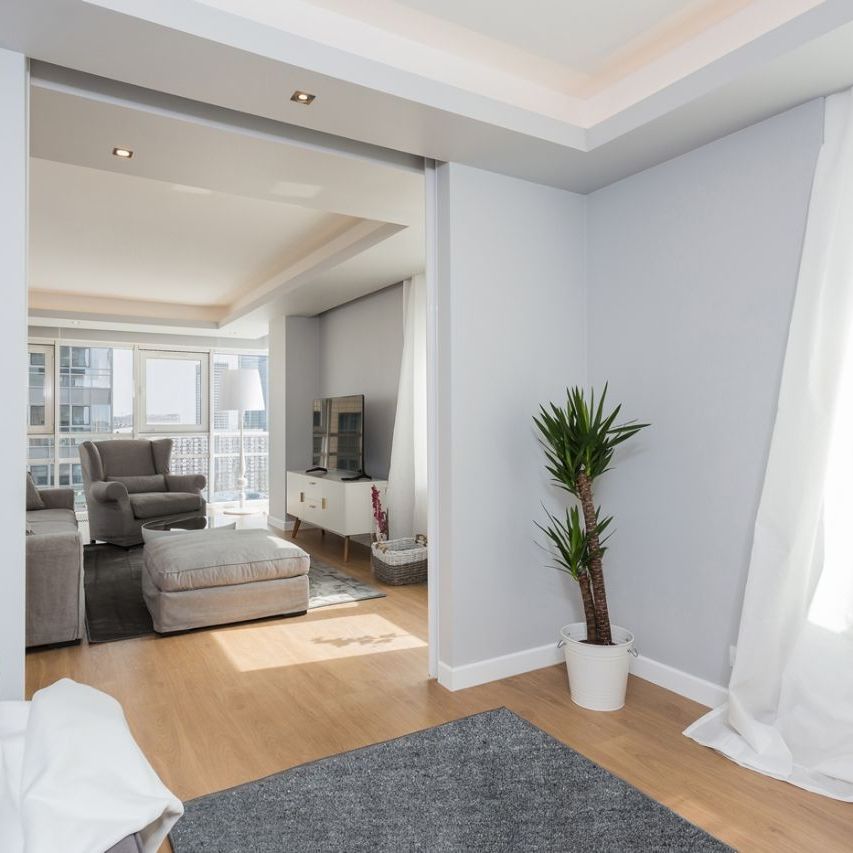 Warszawa, Wola, ul. Grzybowska - Photo 1