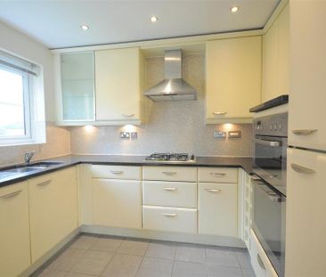 2 bedroom apartment to rent - Photo 6