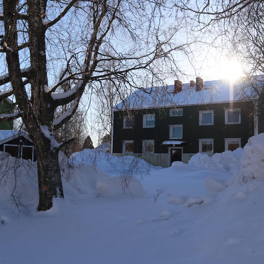 Fin 1:a på Klövervägen 3 i Sund - Foto 2