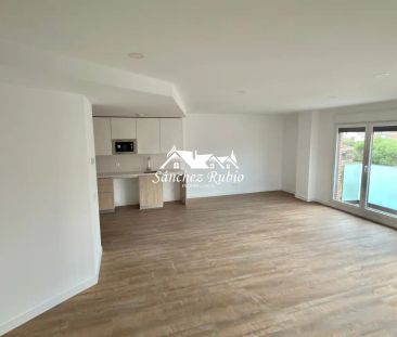 Dúplex de alquiler en Calle de las Matas, 1, Casa Amarilla - Photo 1