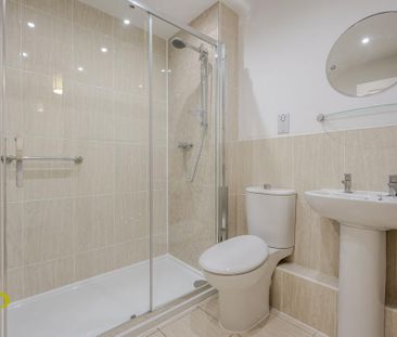 2 bedroom apartment to rent - Photo 4