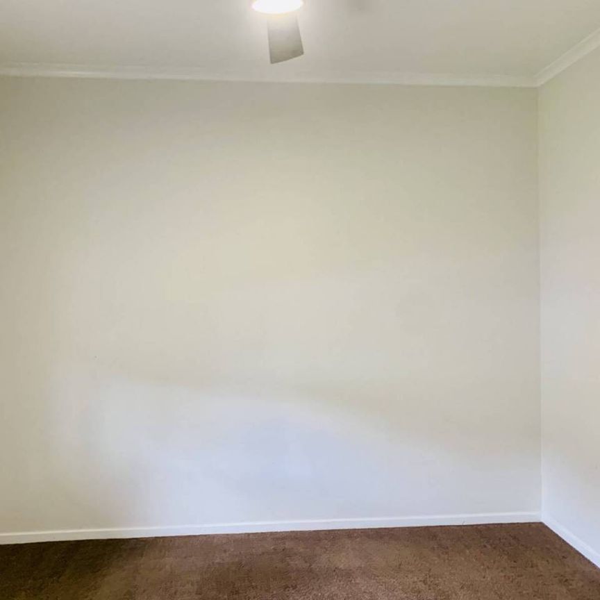 Cottage style home - Photo 1