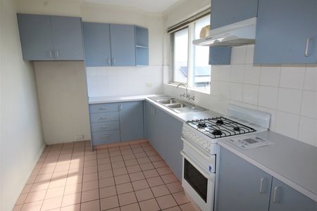 Affordable Caulfield North Opportunity - Photo 5