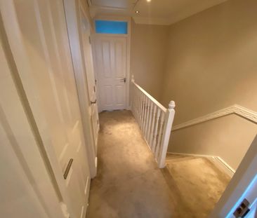 Room in a Shared House, Downs Road, LU1 - Photo 3