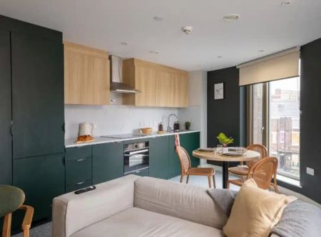 Premium Ensuite - Photo 4