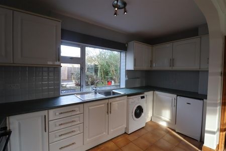 1 BED House To rent - Photo 5