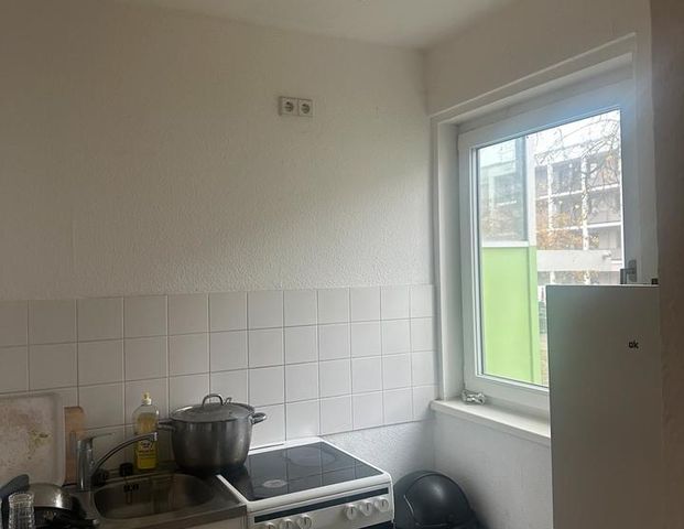 Ich suche eine Mitbewohner(in) aber ohne Anmeldung . - Photo 1