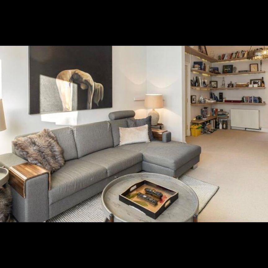 5 Bed Terraced House, Atherton Street, SW11 - Photo 1