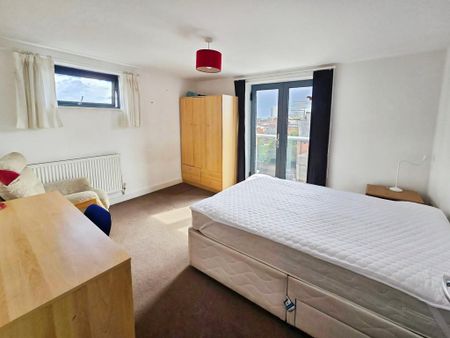 2 bedroom apartment to rent - Photo 4