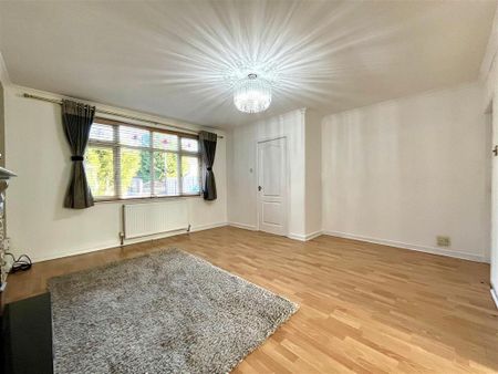 3 bedroom detached house to rent - Photo 2