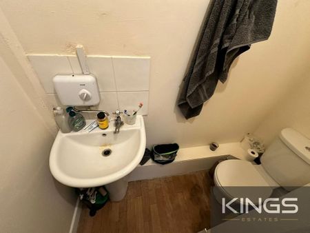 1 bedroom flat to rent - Photo 5