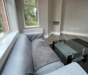 Apt 7, 35-37 Sans Souci Park, Malone Road, Belfast, BT9 5BZ - Photo 2