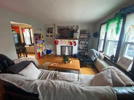 287 Albert St - 5 bed, 2 bath STUDENT HOME - Photo 3