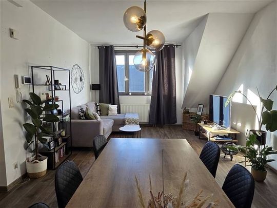 Appartement te huur - Foto 1