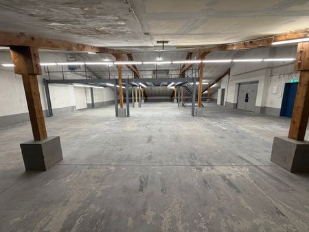 1 Zimmer, 400 m², 2. Stock - Photo 3