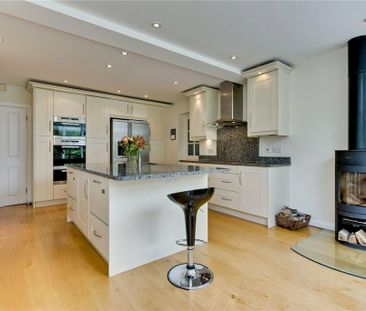 5 bedroom detached house to rent - Photo 6