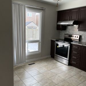 For Lease - 114 Mercer Crescent, Markham, Ontario - Photo 2