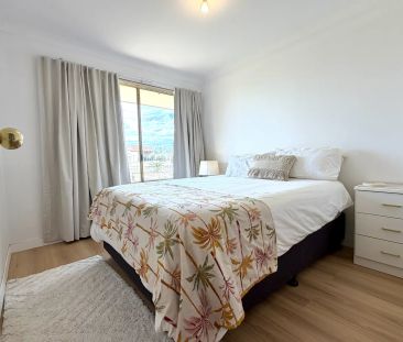 Coastal Charm - 4 Bedroom Home in Sought-After Halls Head - Photo 6