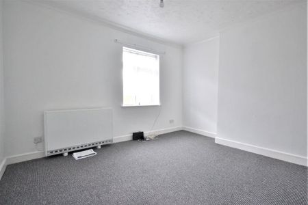 1 bedroom maisonette to rent - Photo 4