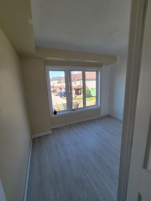 For Lease - 420 Linden Drive Unit# 70, Cambridge, Ontario - Photo 1