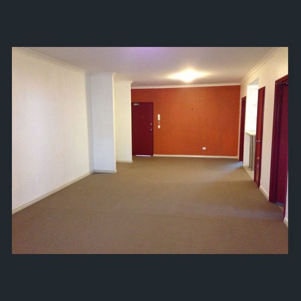 Charming 2-Bedroom Apartment in the Heart of Midland - Your Cozy Retreat Awaits! - Photo 1