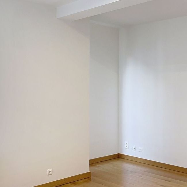 Appartement te huur in Brugge voor € 950 met 2 slaapkamers - Photo 1