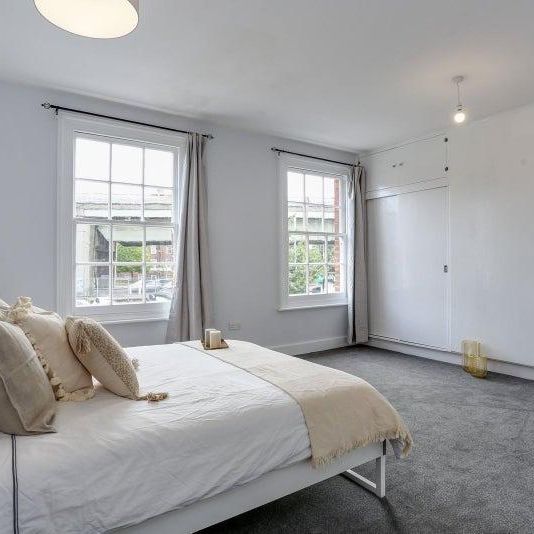 1 bedroom in a flat share to rent - Photo 1