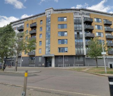 2 bedroom flat to rent - Photo 6