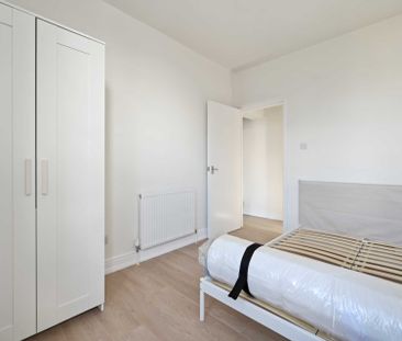 Price £535 pw - Available 04/11/2025 - Furnished - Photo 2