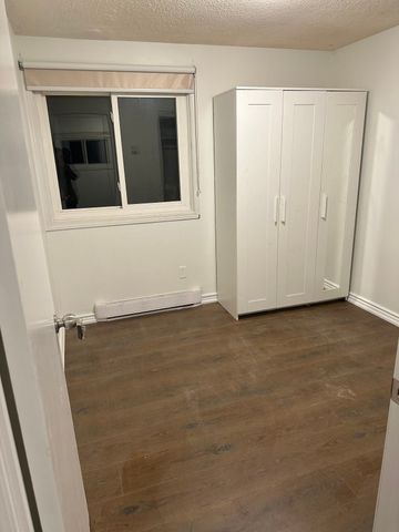 For Lease - 22 Hazelglen Court, Brampton, Ontario - Photo 4