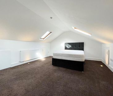 4 bedroom end of terrace house to rent - Photo 6