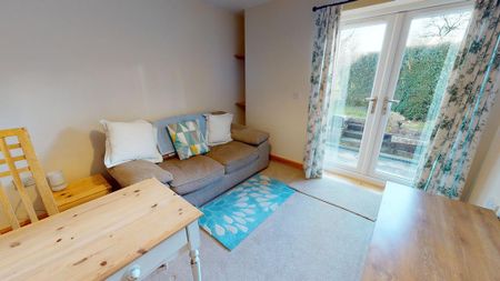 1 bedroom semi-detached house to rent - Photo 2