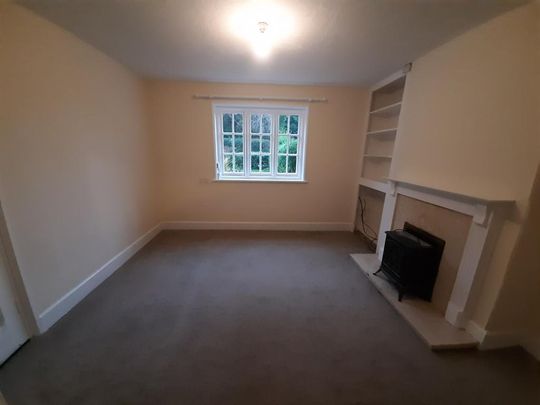 2 bedroom terraced house to rent - Photo 1