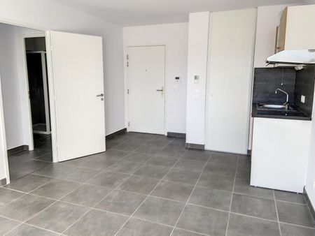 location Appartement T2 DE 39.4m² À PERPIGNAN - Photo 2