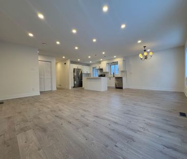 For Lease - 3 Highcroft Road, Barrie, Ontario - Photo 2